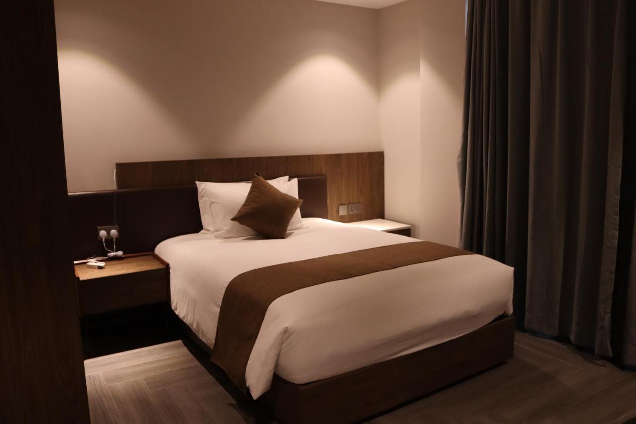 Zara Garden Hotel And Apartments Kampala Extérieur photo